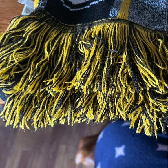 Steelers Black and Yellow Knit Scarf - Picture 5 of 7